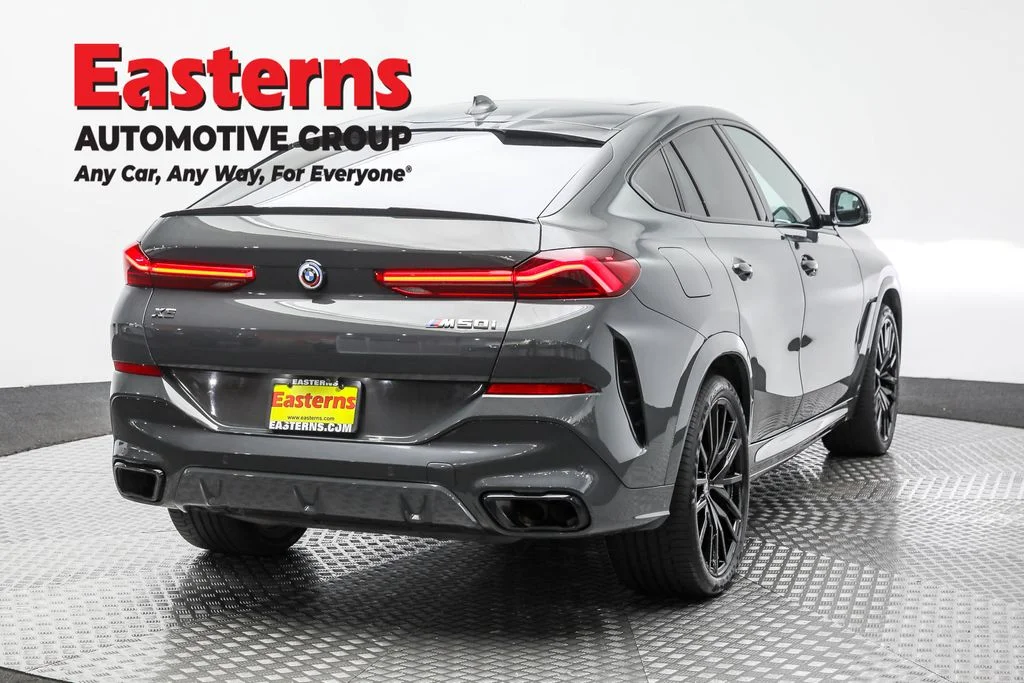 Used 2023 Gray BMW M50i image 5