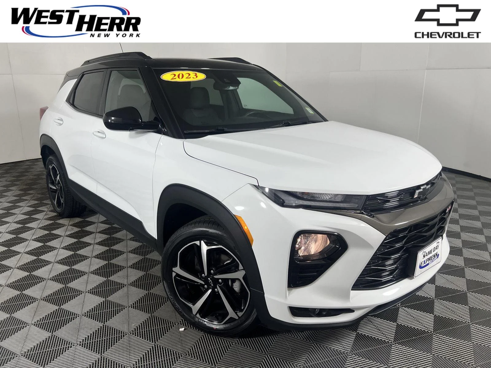 Used 2023 Summit White Chevrolet RS image 1