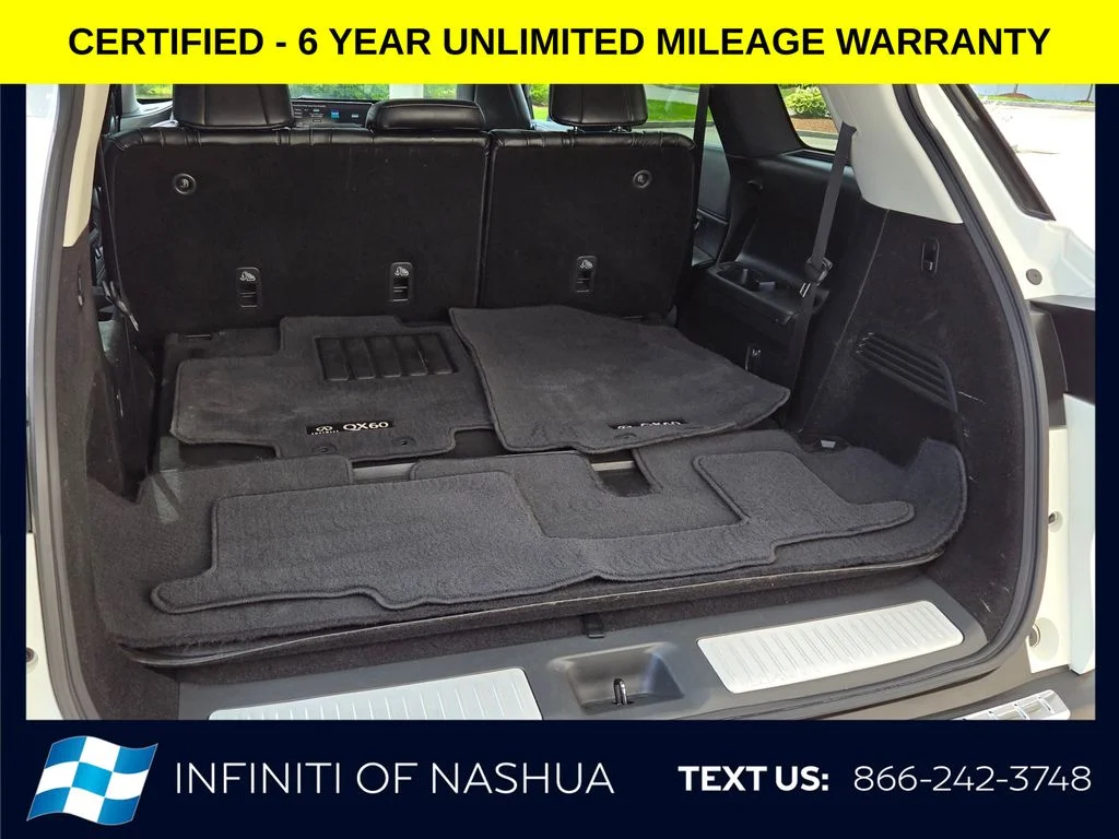 Certified Used 2023 White INFINITI LUXE image 21