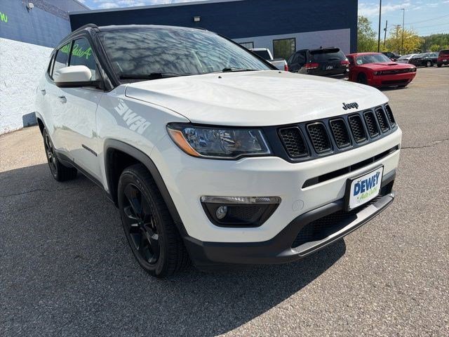 Used 2018 White Clearcoat Jeep Altitude image 7