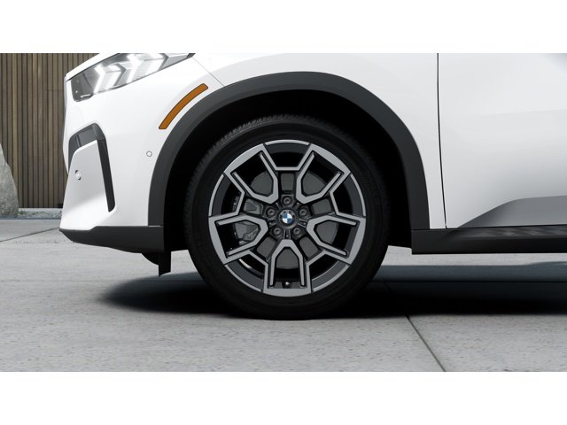 New 2027 Mineral White Metallic BMW X2 28i image 7