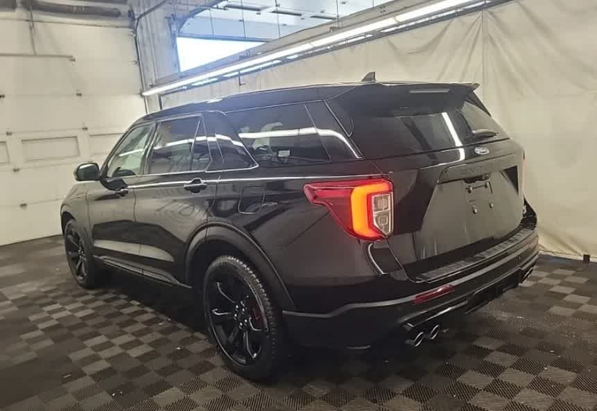Used 2022 Agate Black Ford ST image 2