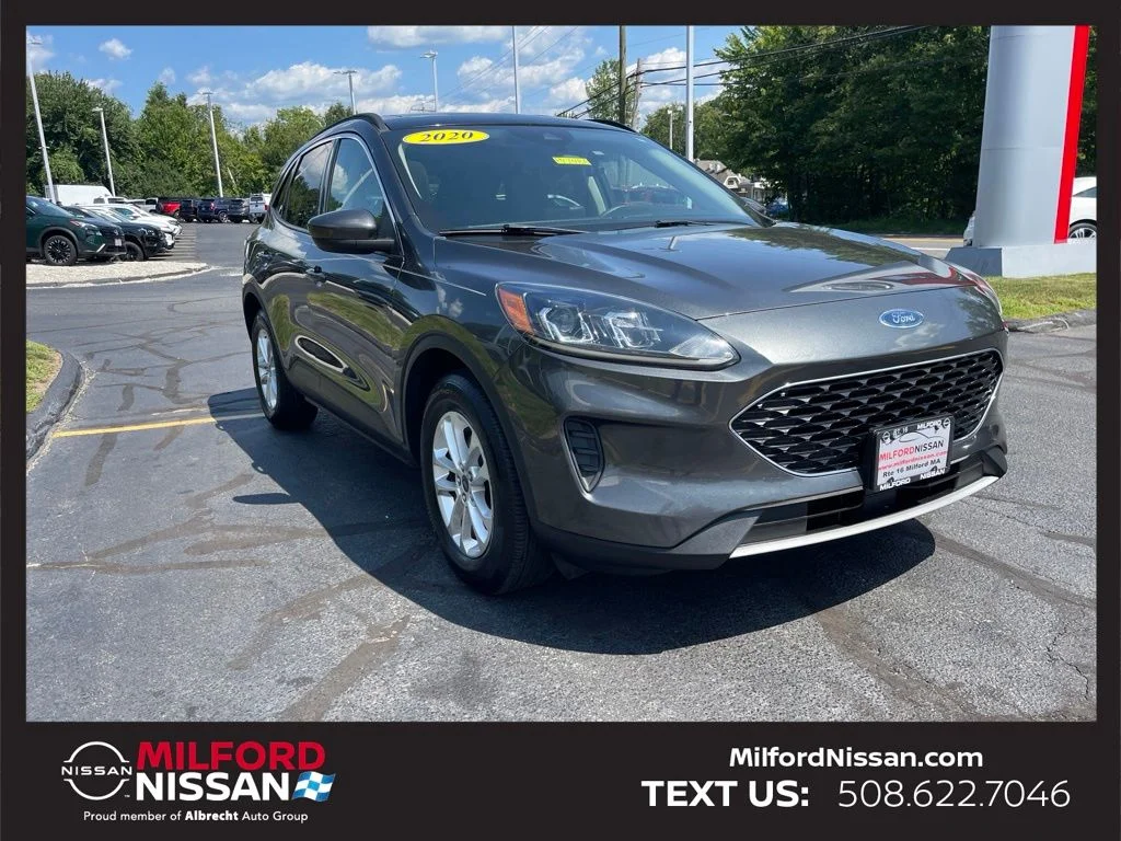 Used 2020 Gray Ford SE image 8