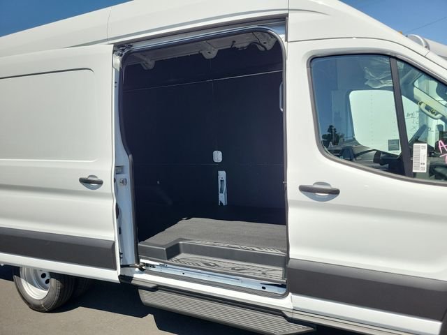 New 2027 Oxford White Ford Cargo Van image 15