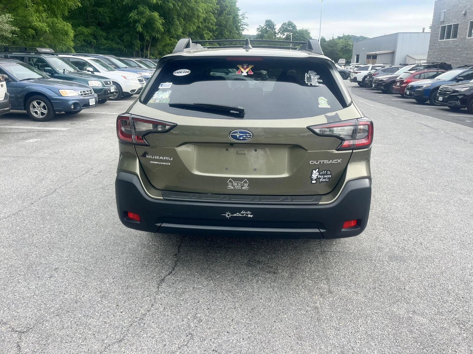 Used 2025 Autumn Green Metallic Subaru Premium image 8