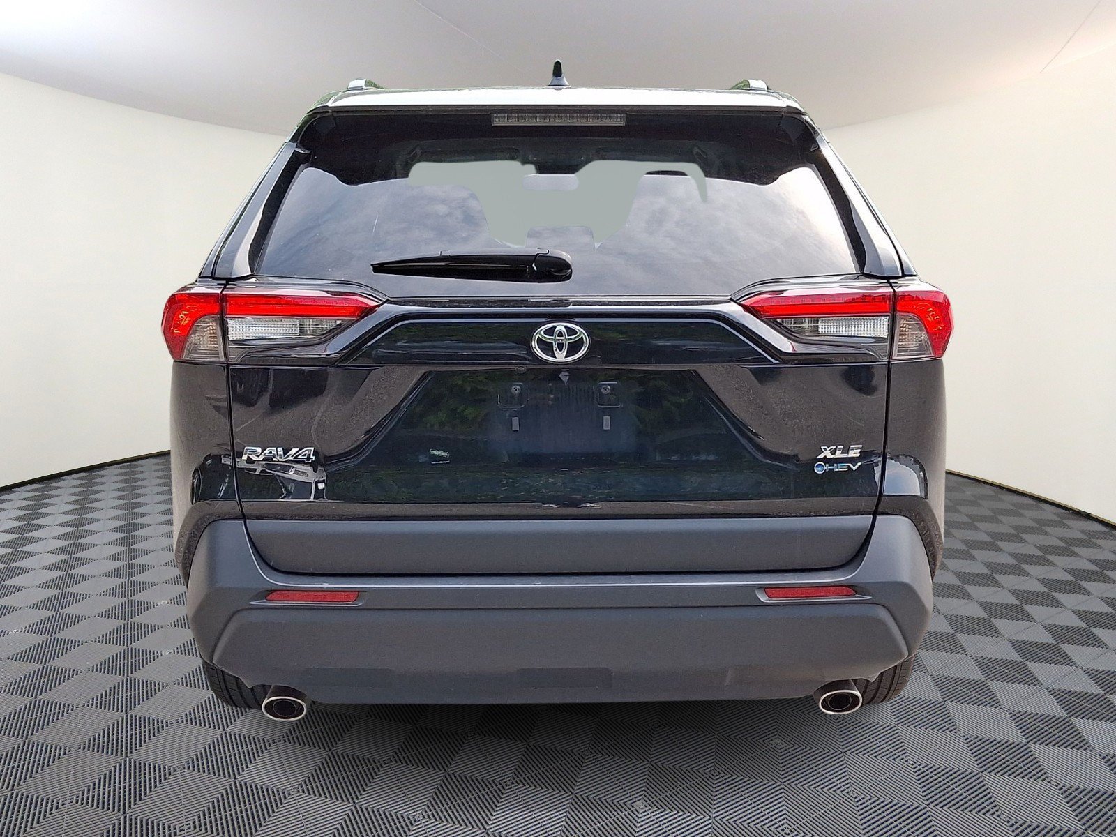 Used 2025 Midnight Black Metallic   218 Toyota Hybrid XLE image 4