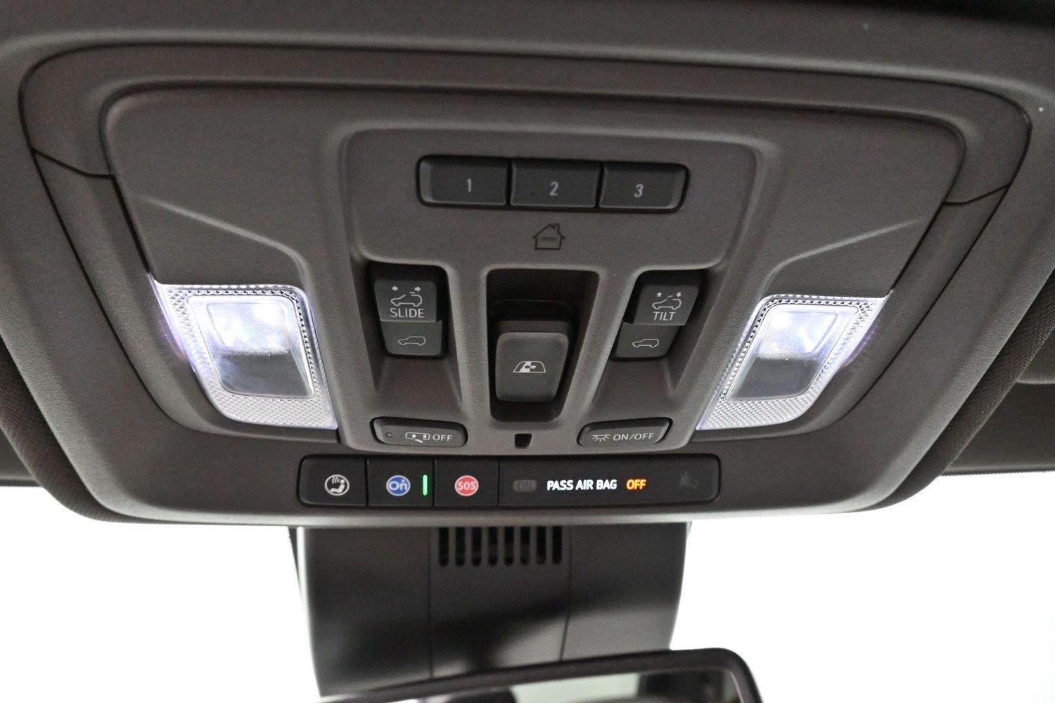 Used 2023 ONYX BLACK GMC SLT image 28
