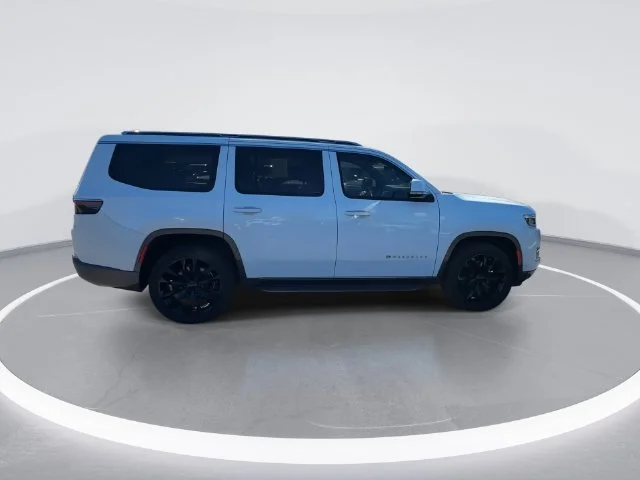 Used 2022 White Jeep Series II image 8