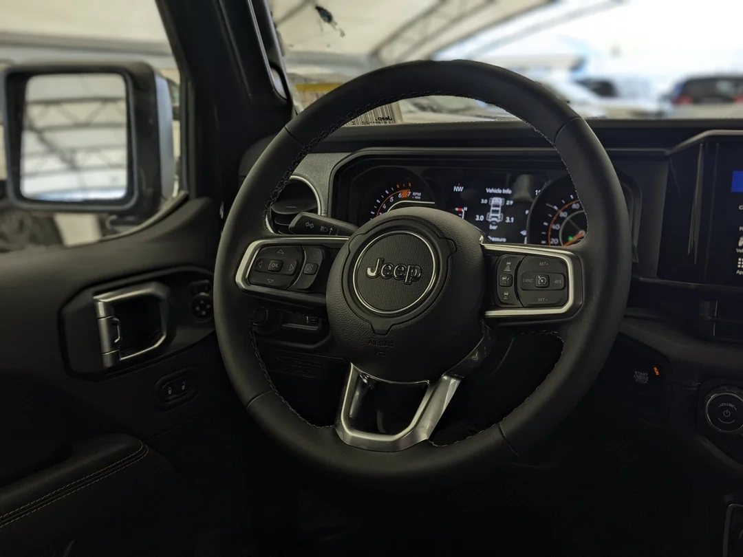 New 2026 Black Jeep Sahara - - 4x4 - Body- Color Top - Side Steps - 2.0L Turbo - Remote Start & More! image 14