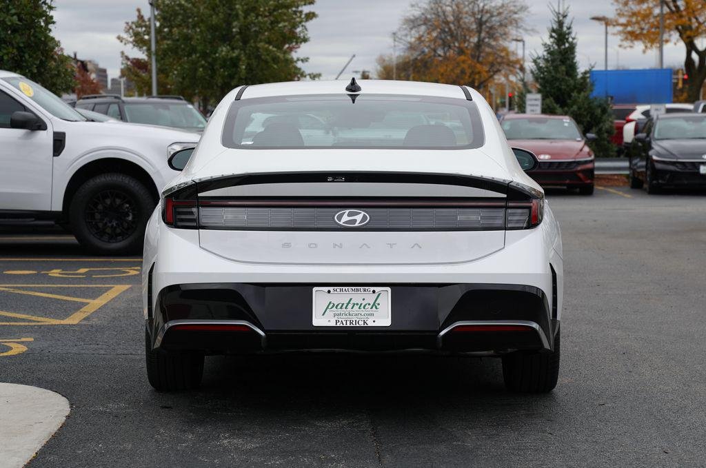 New 2026 Serenity White Hyundai SEL Sport image 5