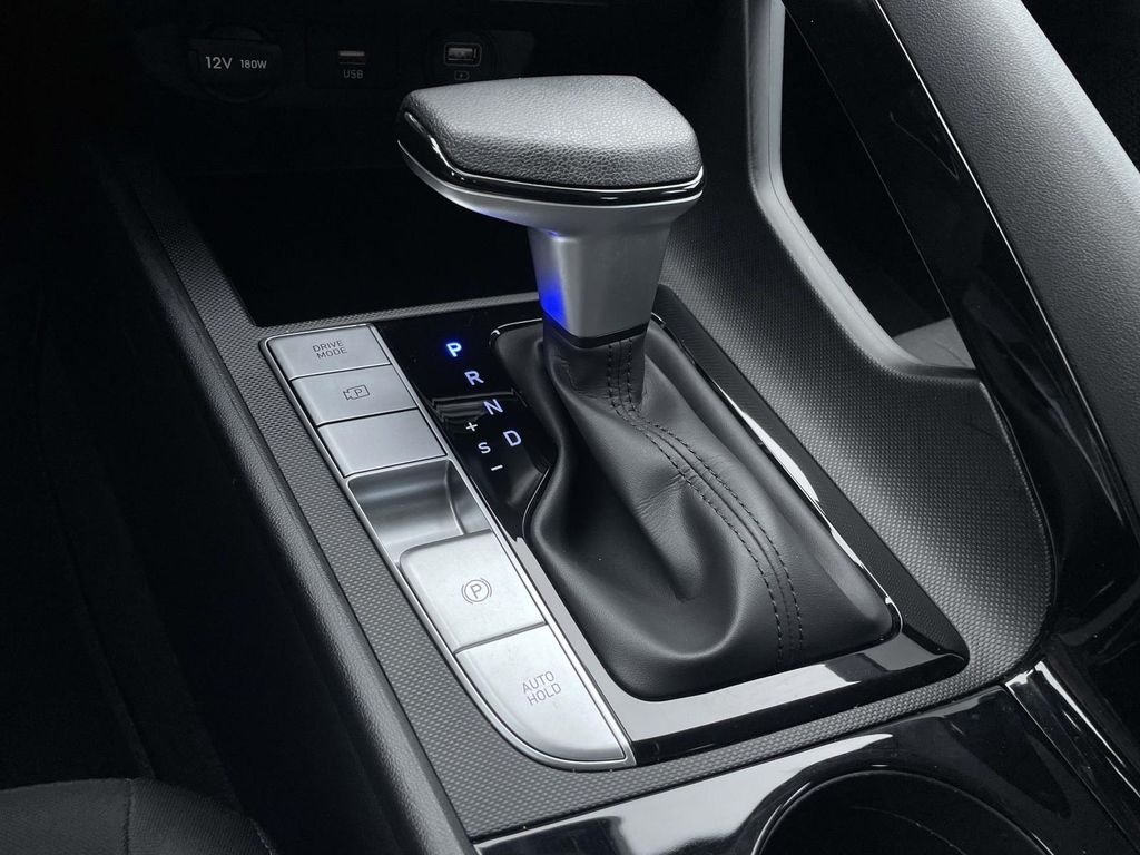 2023 Hyundai Elantra Blue - Photo 21