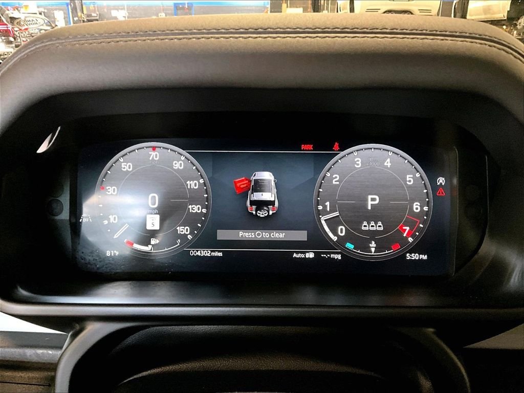 Used 2025 Blue Land Rover S image 26