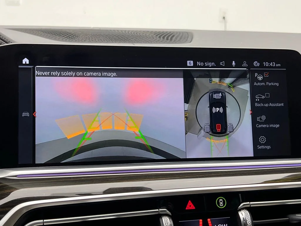 Used 2021 Black BMW sDrive40i image 15