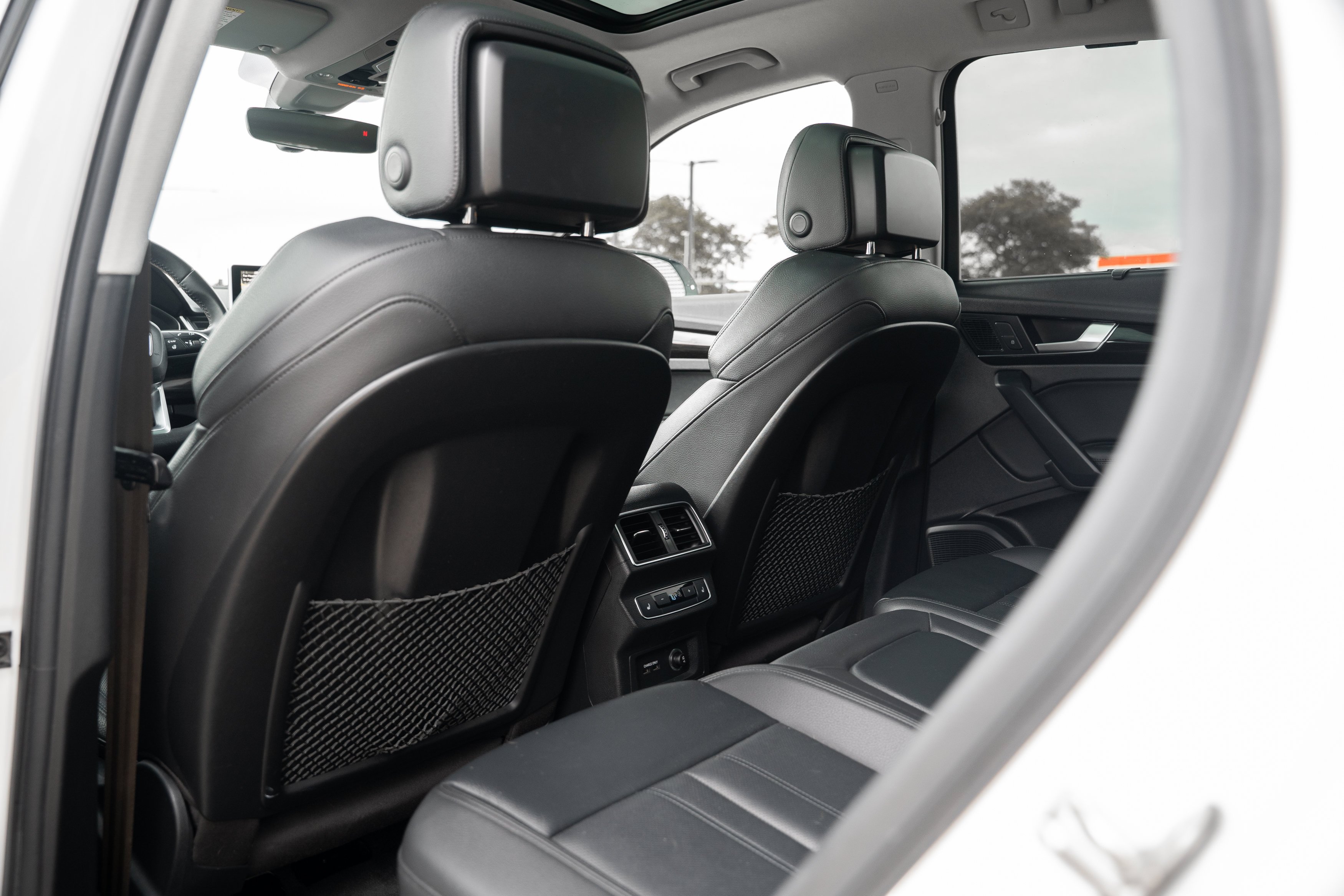 Used 2019 Ibis White Audi Prestige image 25