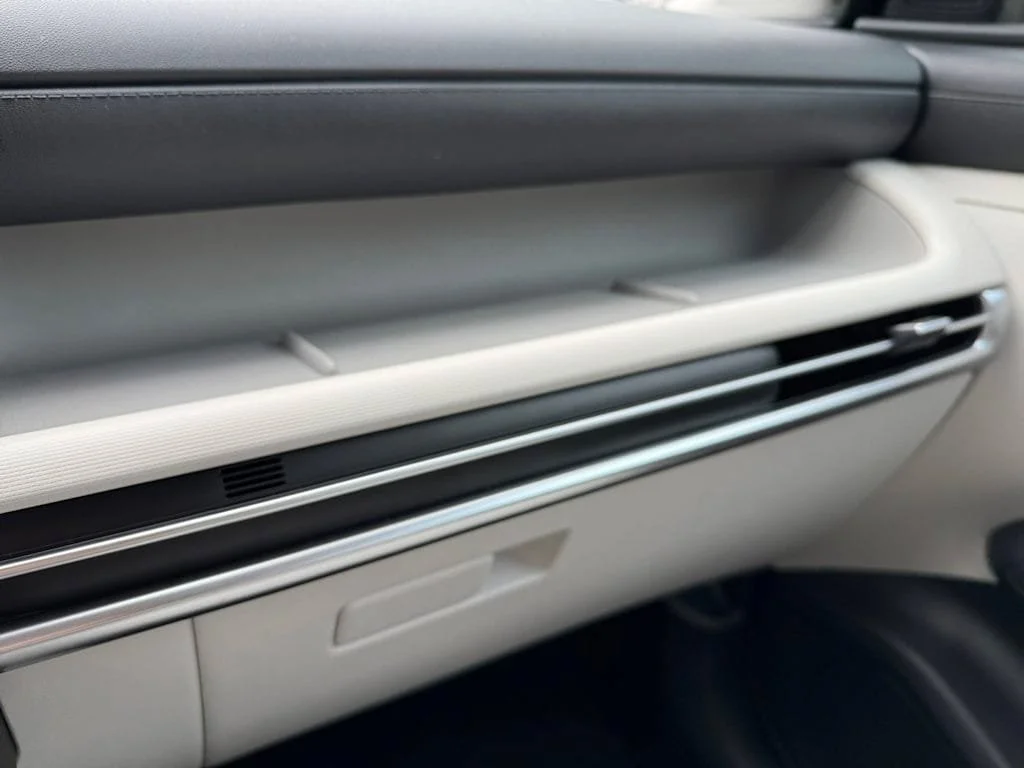 Used 2025 Gray Hyundai SE image 12