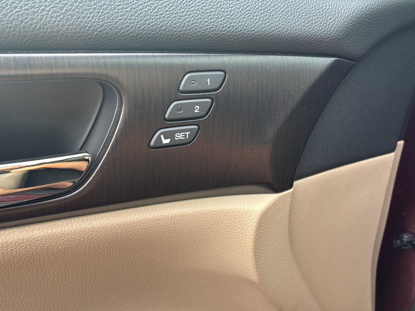 Used 2015  Honda EX-L image 7