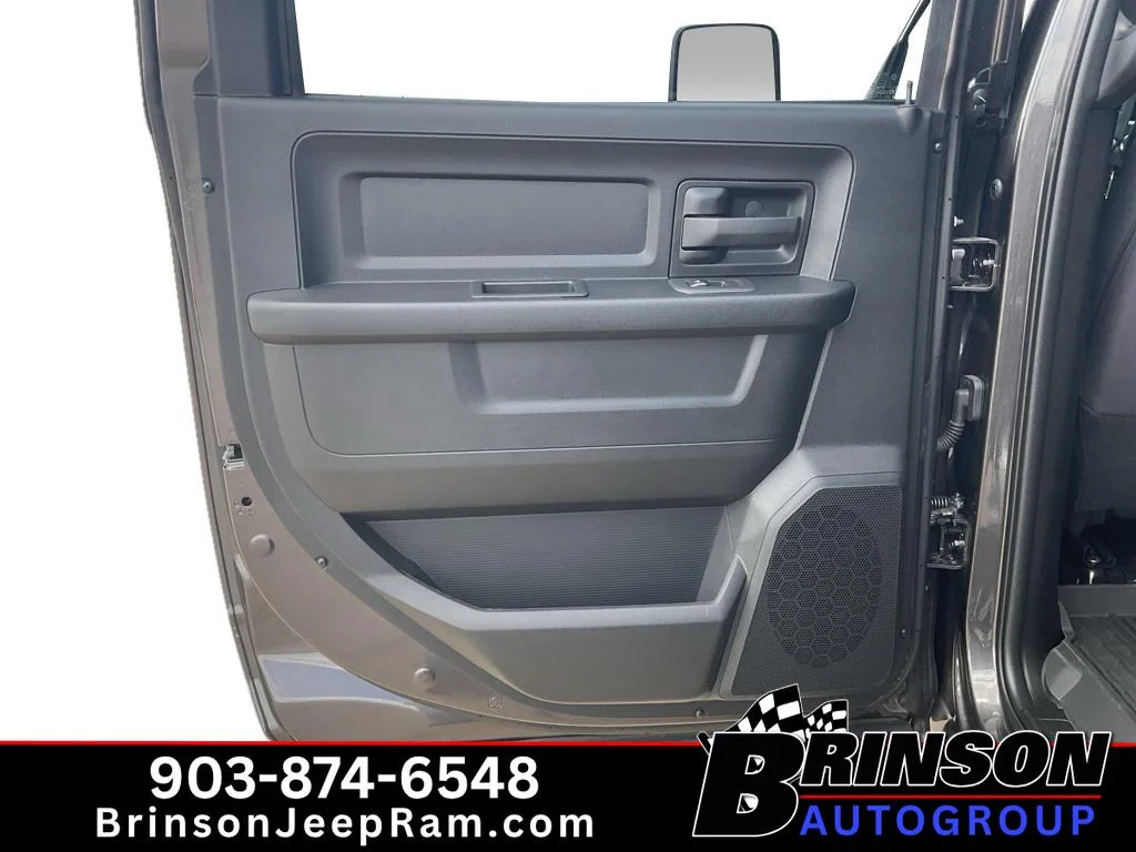 New 2026 Granite Crystal Metallic Clearcoat Ram Black Express image 6