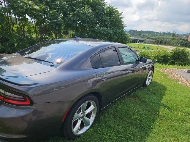 Used 2015 Gray Dodge R/T image 7