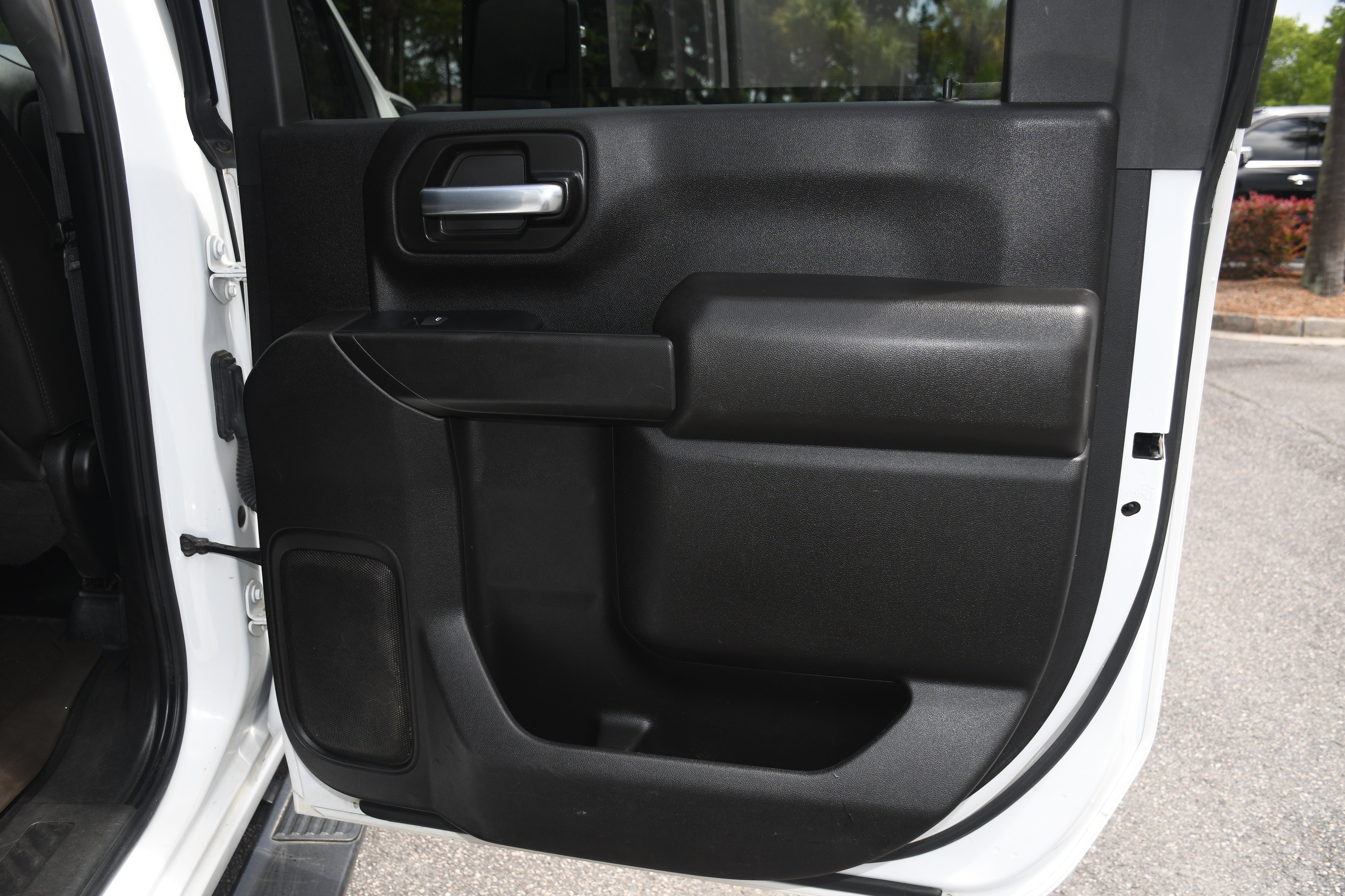 Used 2022 White GMC Pro image 17