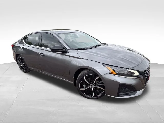 Used 2024 Gray Nissan 2.5 SR image 1
