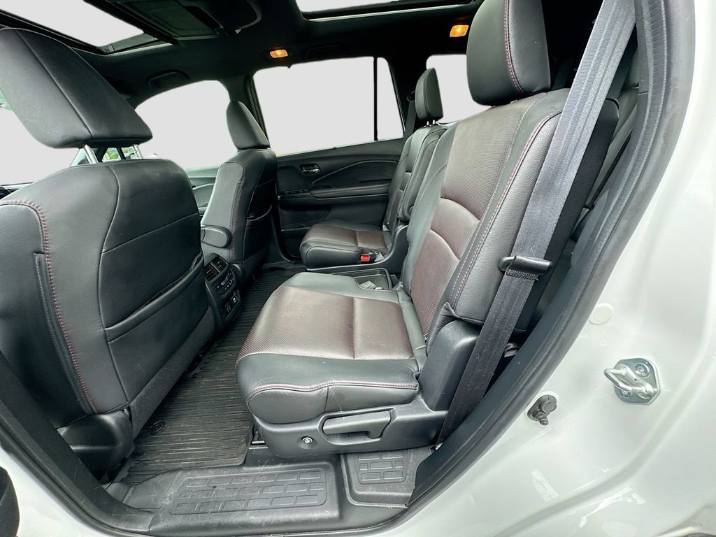 Used 2021 White Honda Black Edition image 28