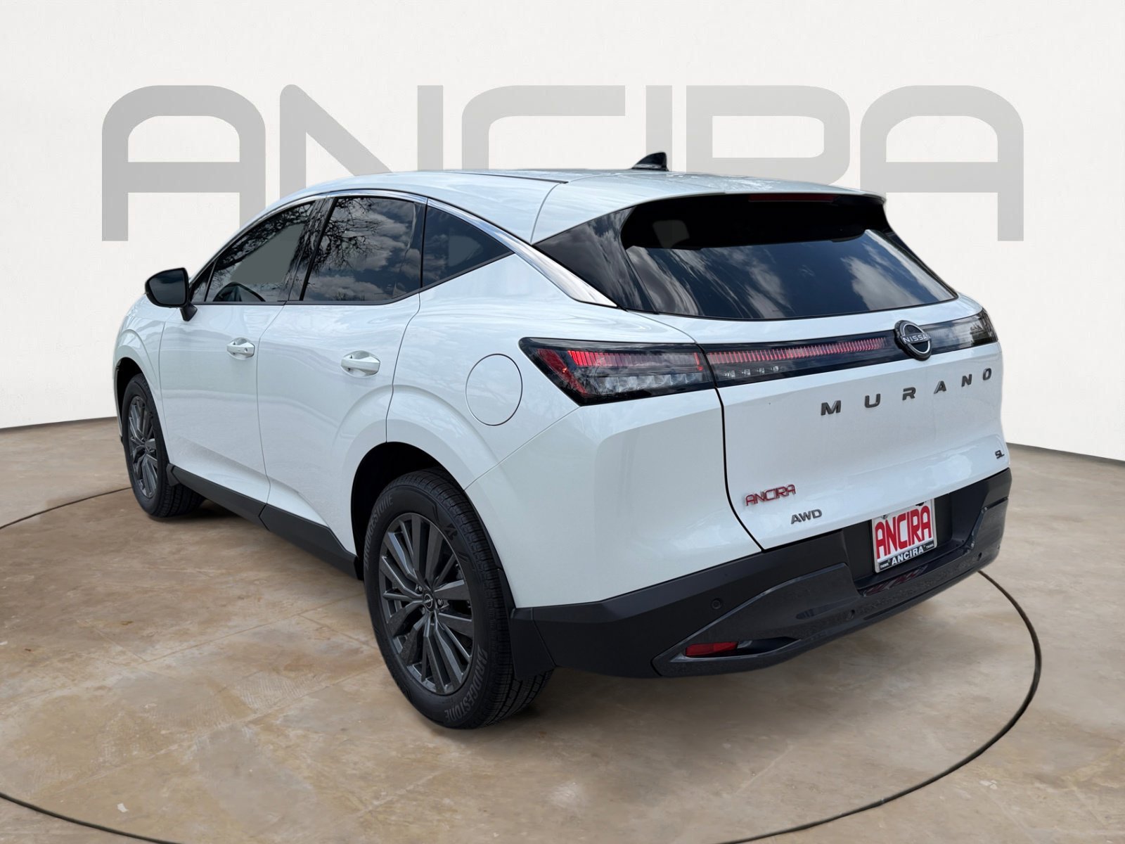 New 2026 Everest White Pearl Tricoat Nissan SL image 8