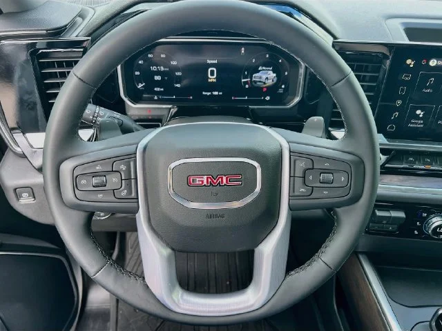 2026 GMC Sierra 1500 SLT - Photo 7