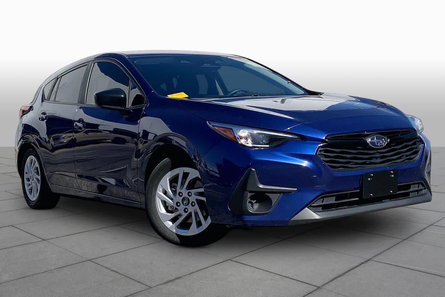 Used 2025 Sapphire Blue Pearl Subaru  image 3