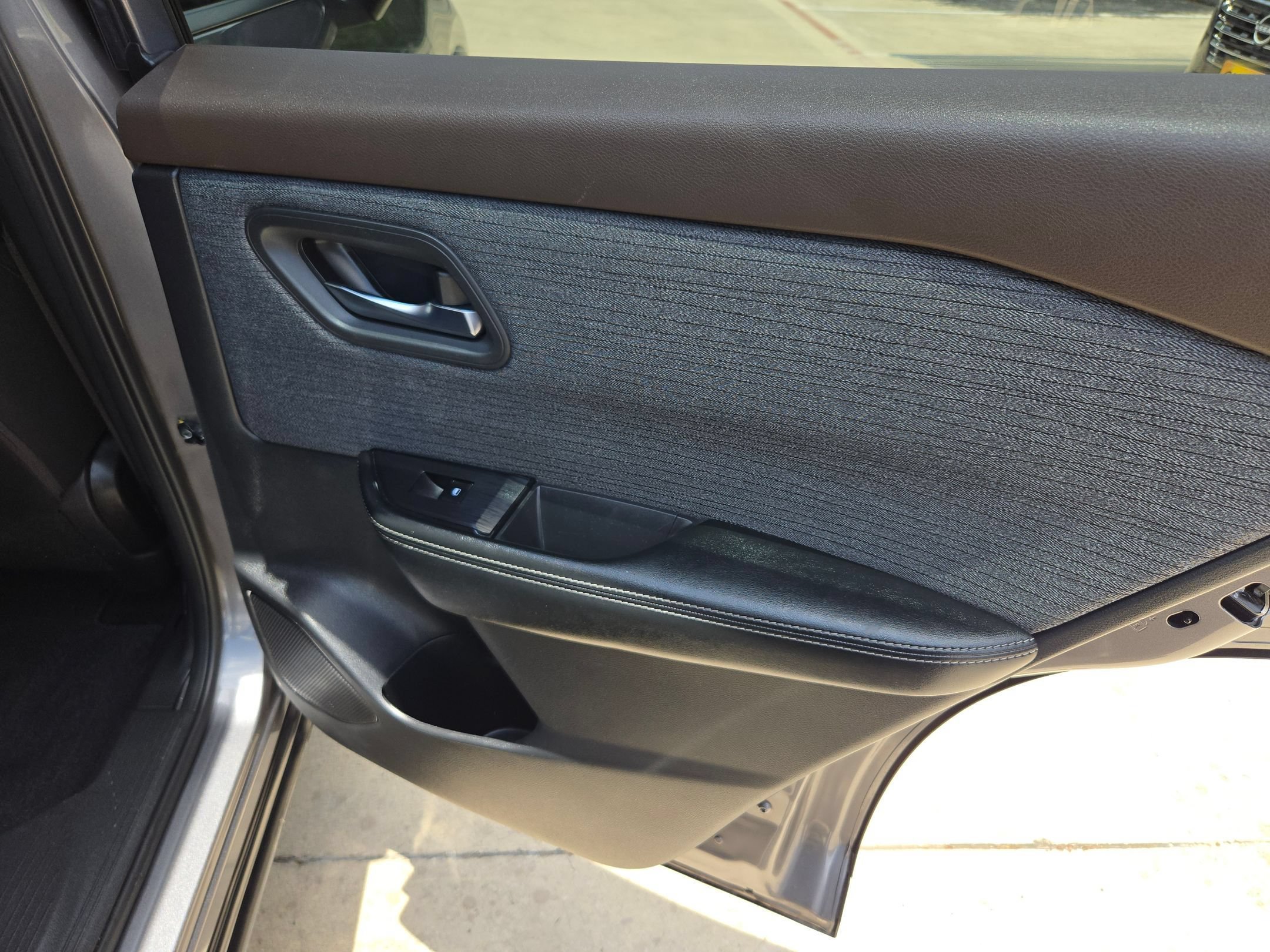Used 2023 Gun Metallic Nissan SV image 26
