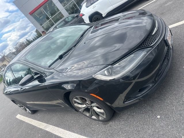 2015 Chrysler 200 S AWD's photo