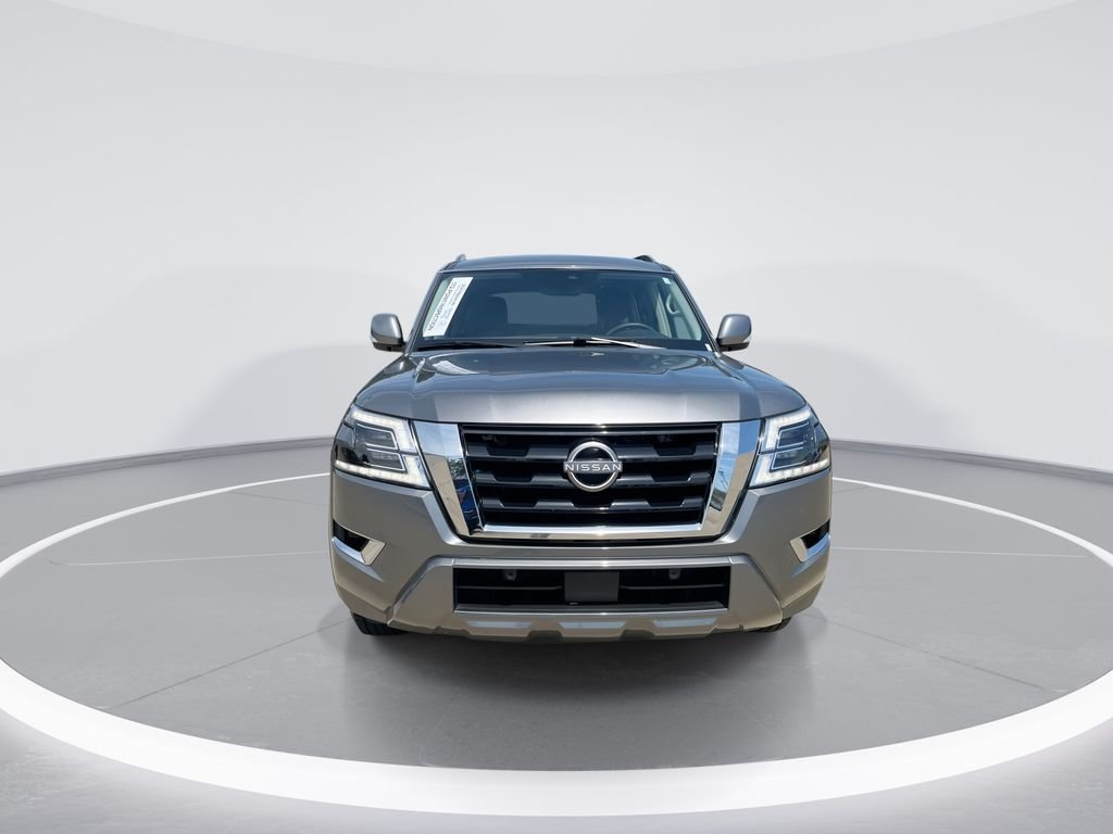 Used 2022 Gray Nissan SV image 3
