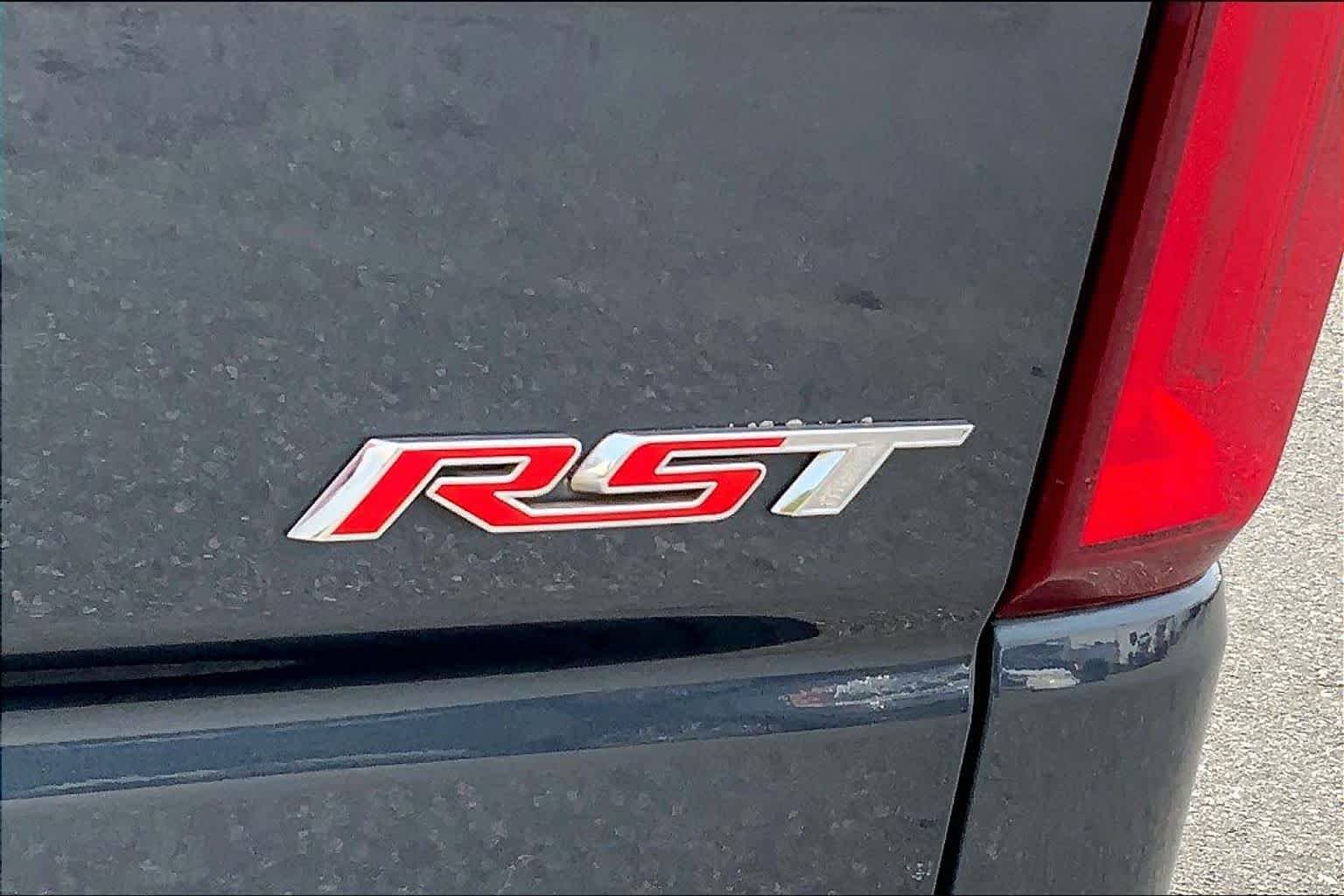 Used 2021 Shadow Gray Metallic Chevrolet RST image 9