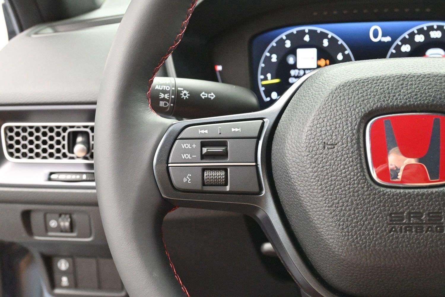 Used 2024 Sonic Gray Pearl Honda Type R image 16