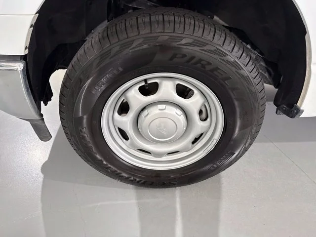 Used 2023 White Ford XLT image 4
