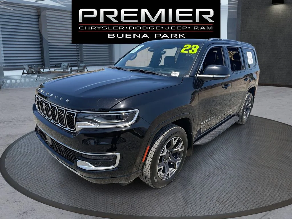 2023 Jeep Wagoneer Series III 4WD's photo