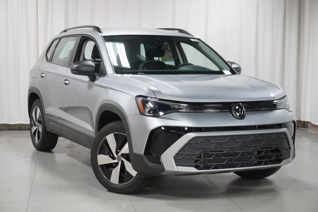 New 2026 Silver Volkswagen 1.5T S image 2