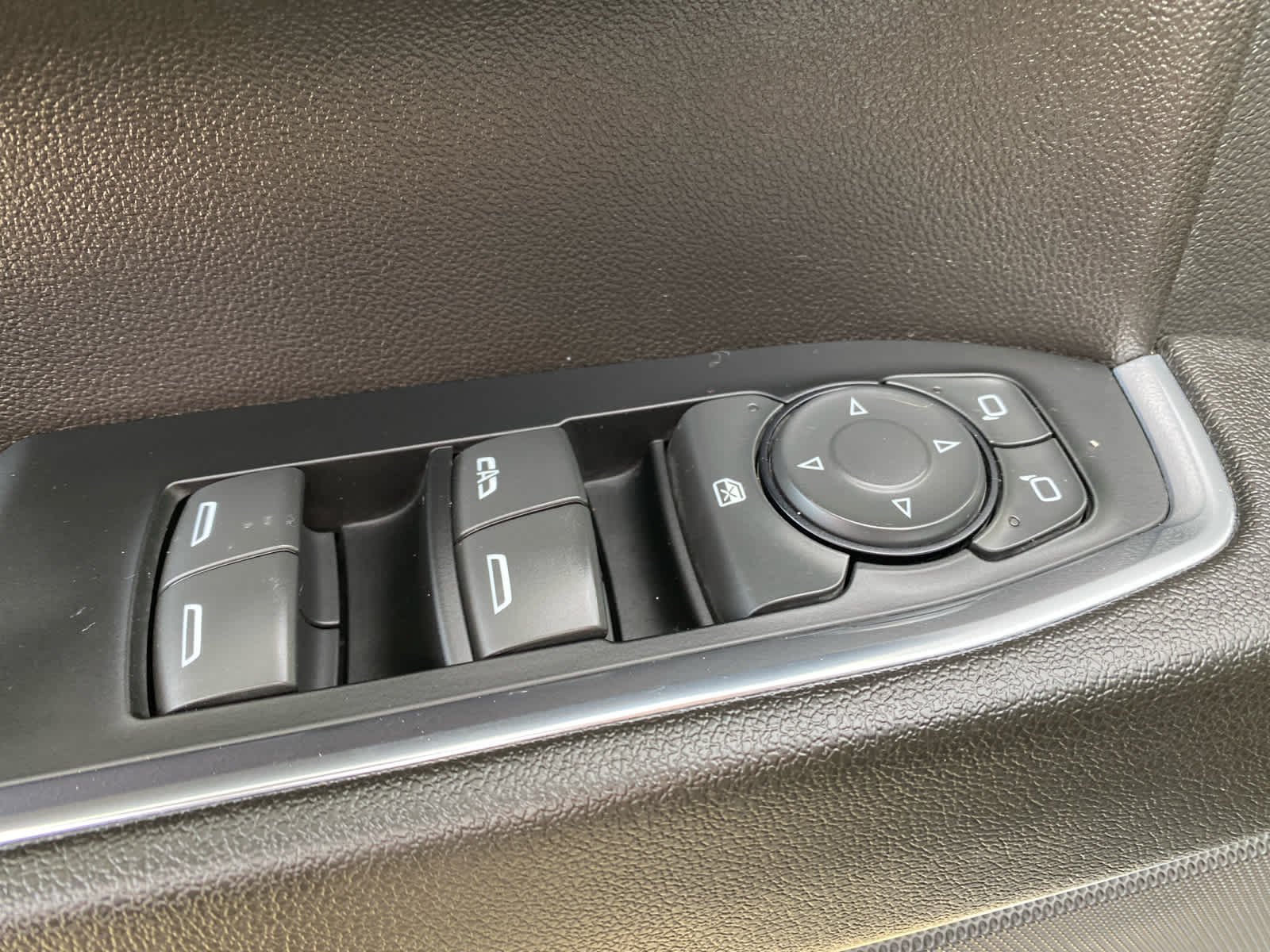 Used 2023 STERLING METALLIC GMC Elevation image 7