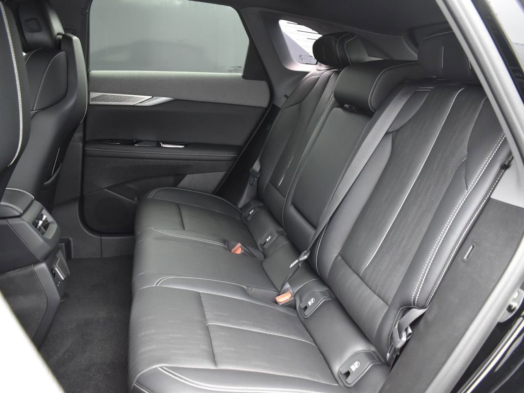 2026 CADILLAC OPTIQ - Image 29