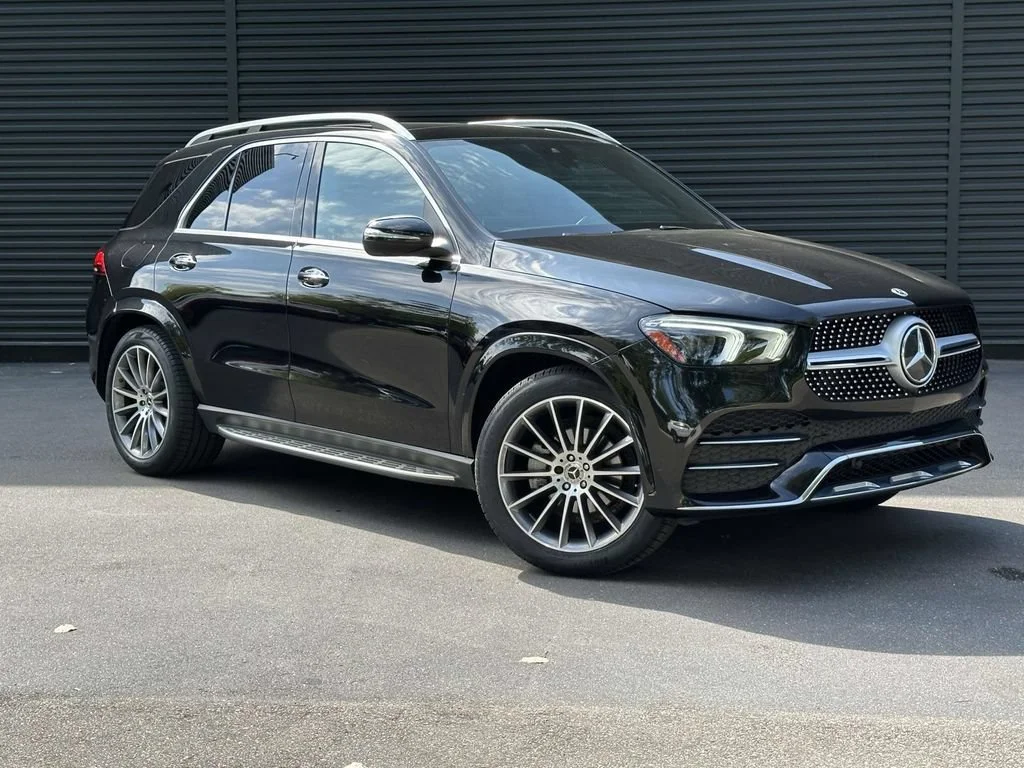 Used 2022 Black Mercedes-Benz 4MATIC® image 7