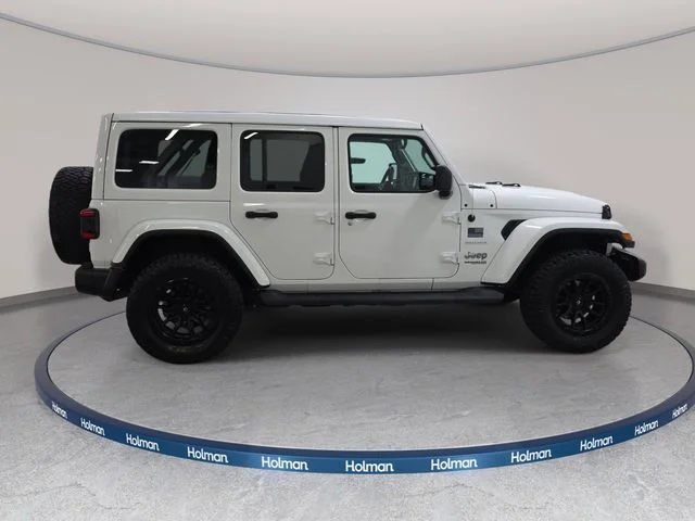 Certified Used 2020 Bright White Clearcoat Jeep Unlimited Sahara image 4