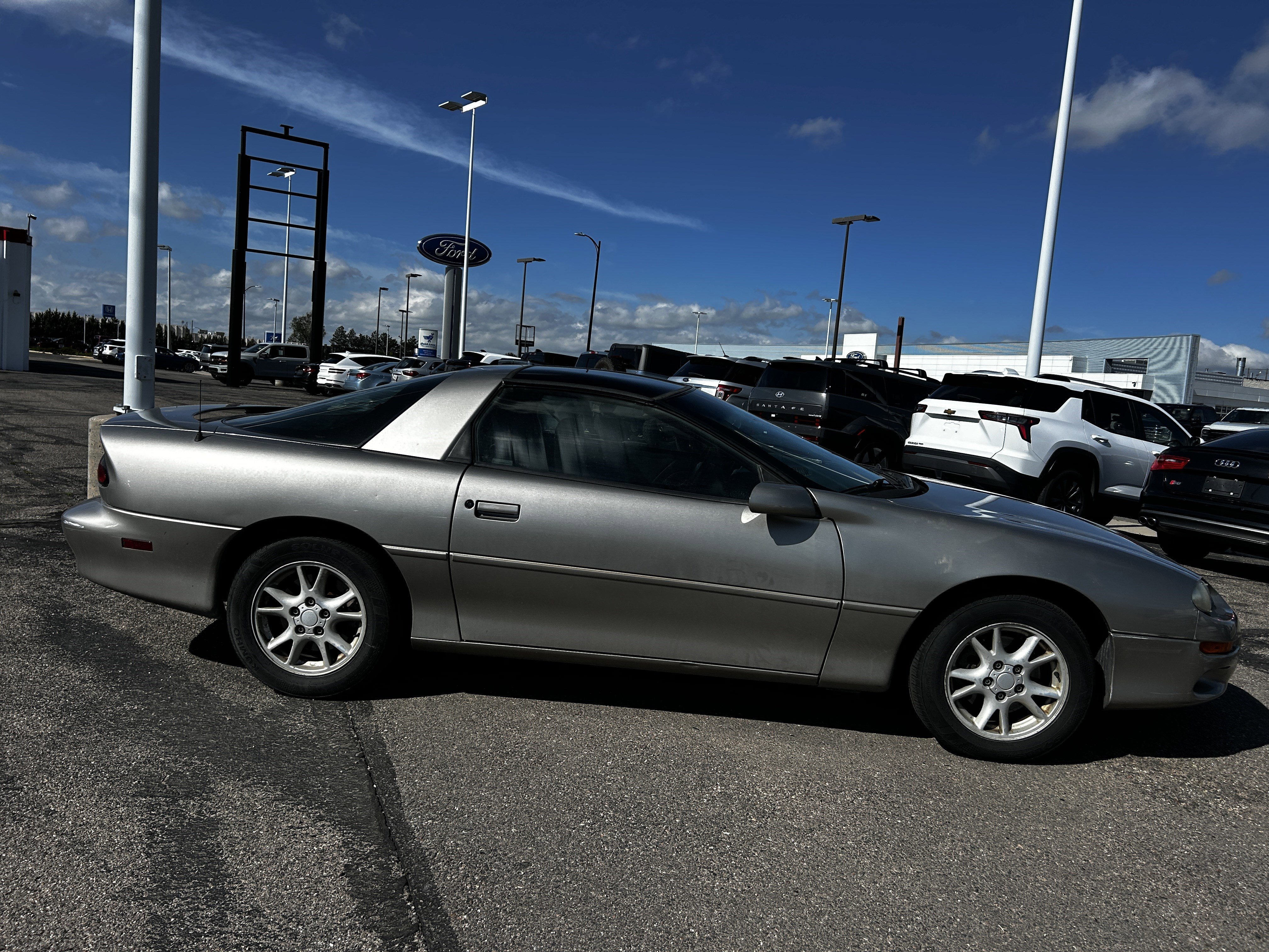 Used 2000 Light Pewter Metallic Chevrolet Base image 6