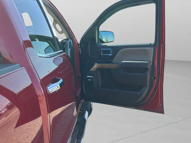 2018 Chevrolet Silverado 1500 LTZ - Photo 30