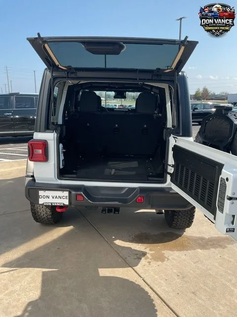 Certified Used 2025 White/off-white Jeep Rubicon image 22