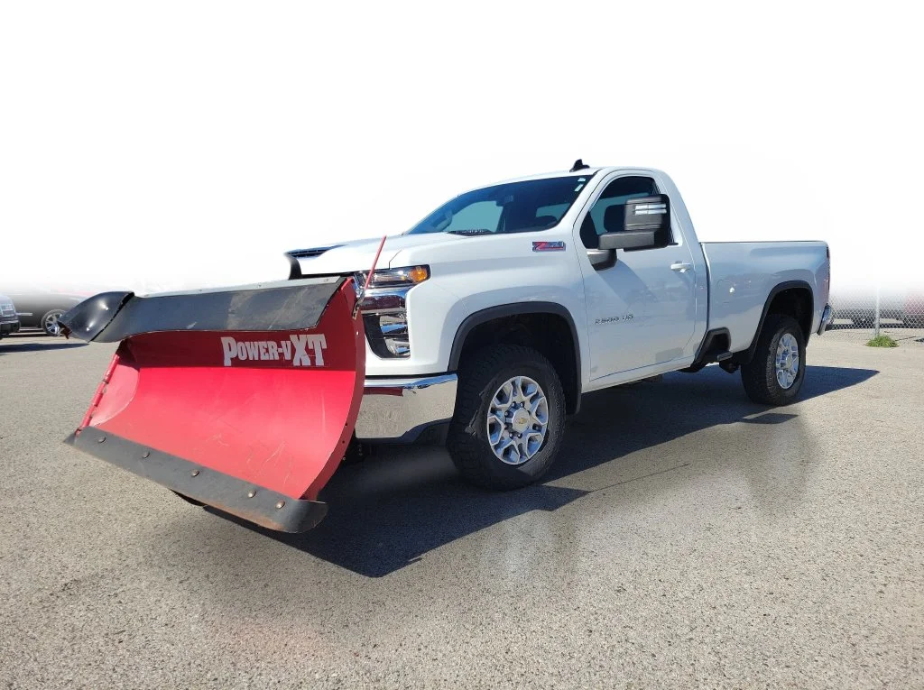 Used 2022  Chevrolet LT image 2