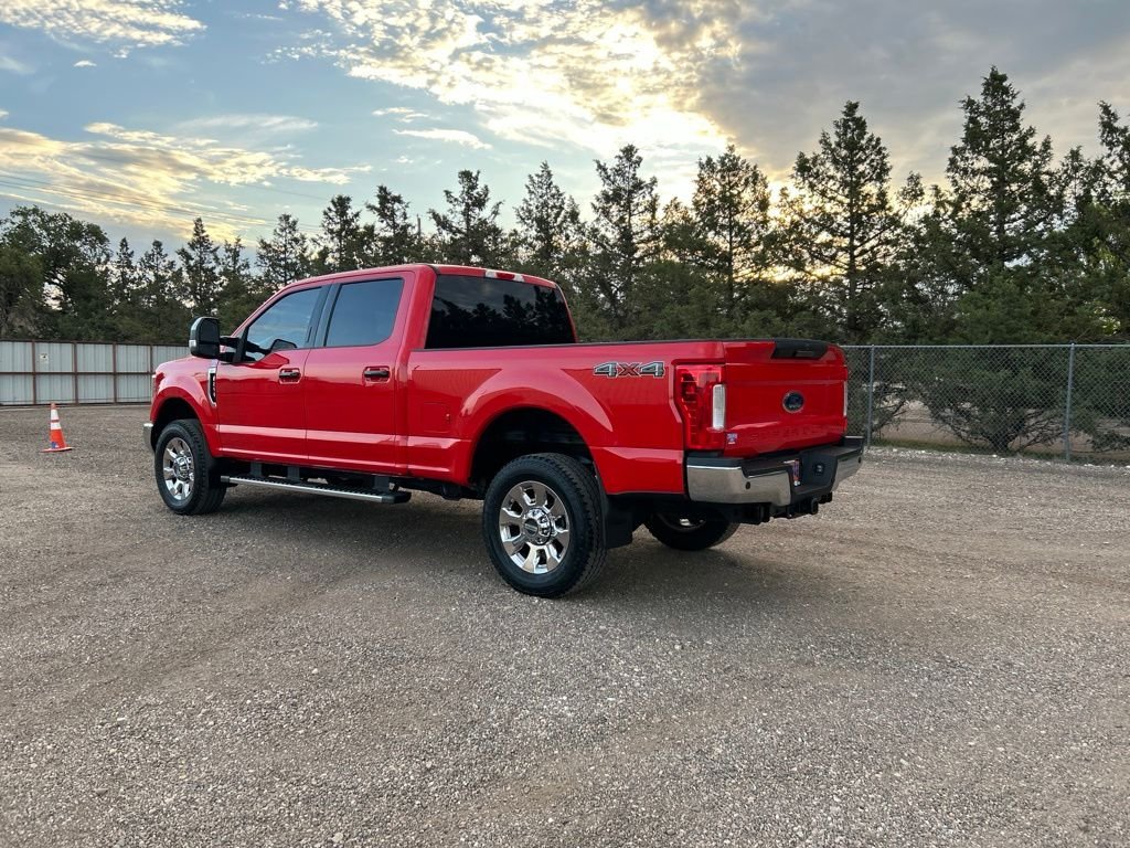 Used 2019 Red Ford XLT image 4