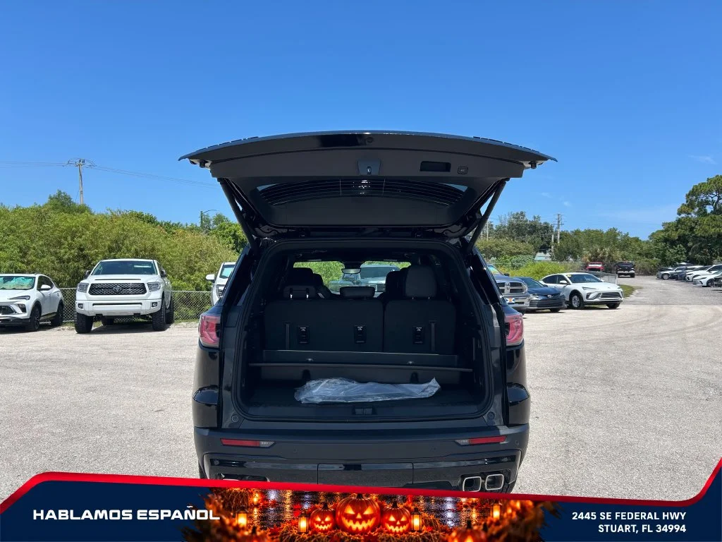 New 2027 Ebony Twilight Metallic GMC Elevation image 17
