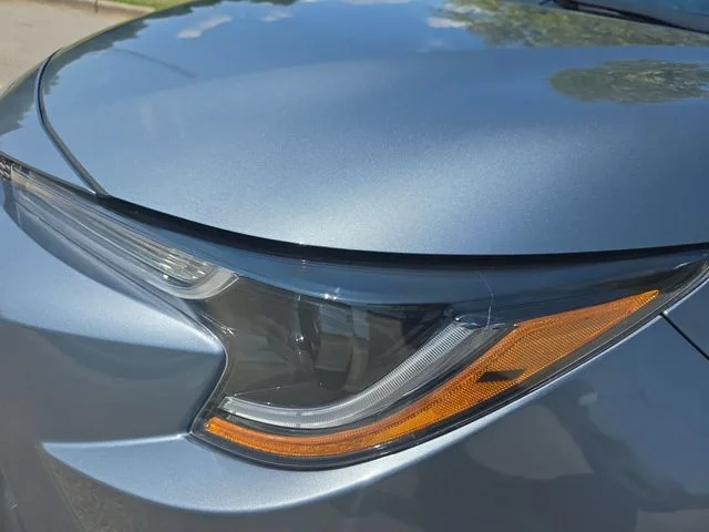 Used 2025  Toyota LE image 31