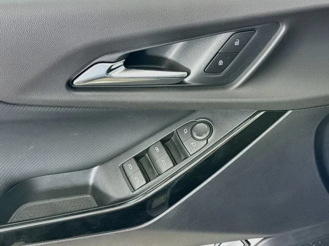 New 2027 Sterling Gray Metallic Chevrolet LT image 19