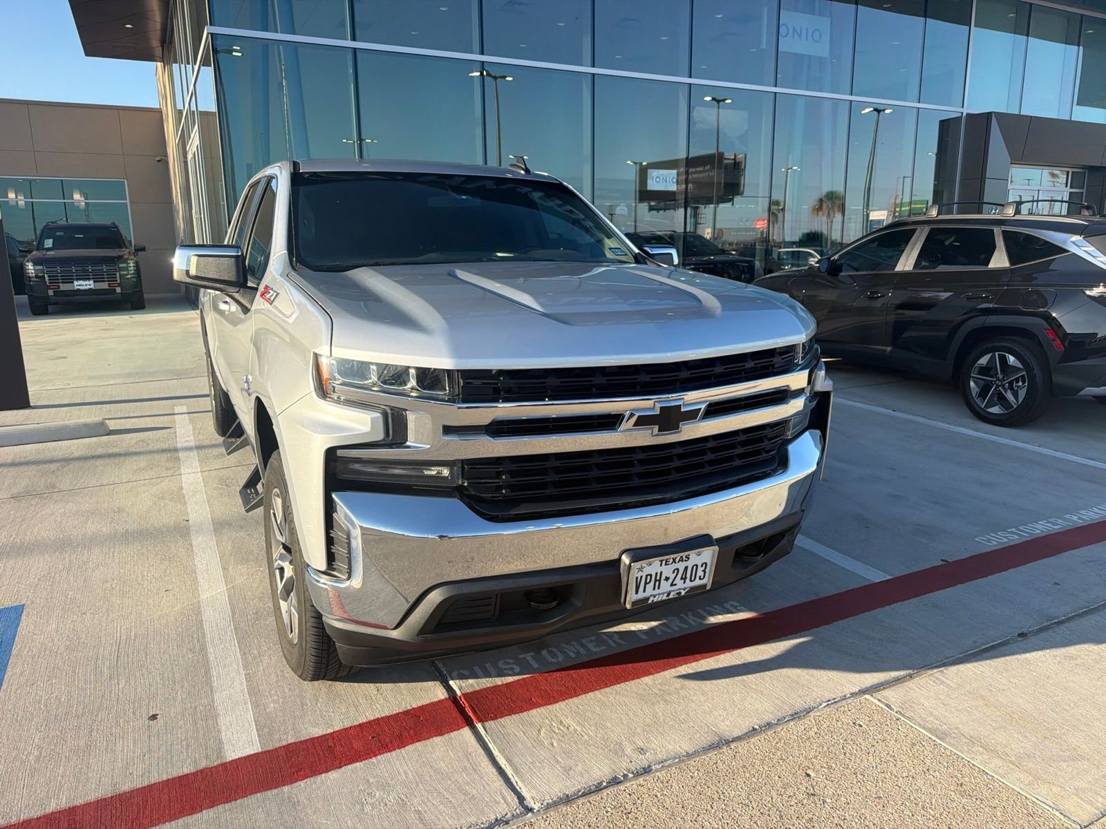 Used 2019 Silver Ice Metallic Chevrolet LT image 3