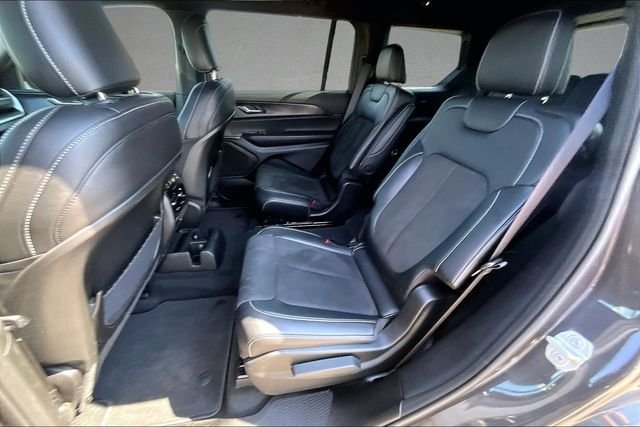 Used 2025 Gray Jeep Altitude X image 22